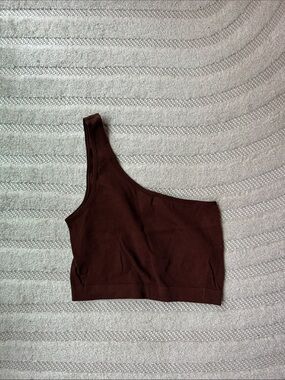 One-Shoulder Ribbed Crop Top - Brown